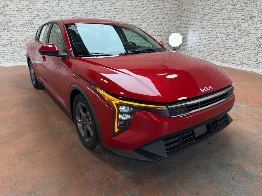 Used 2025 Kia K4 FWD image 9