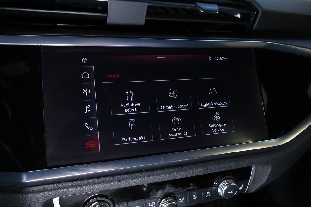 Used 2020 Audi Q3 2.0T Premium w/ Convenience Package image 33