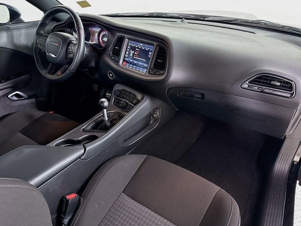 Used 2023 Dodge Challenger R/T w/ T/A Package image 32