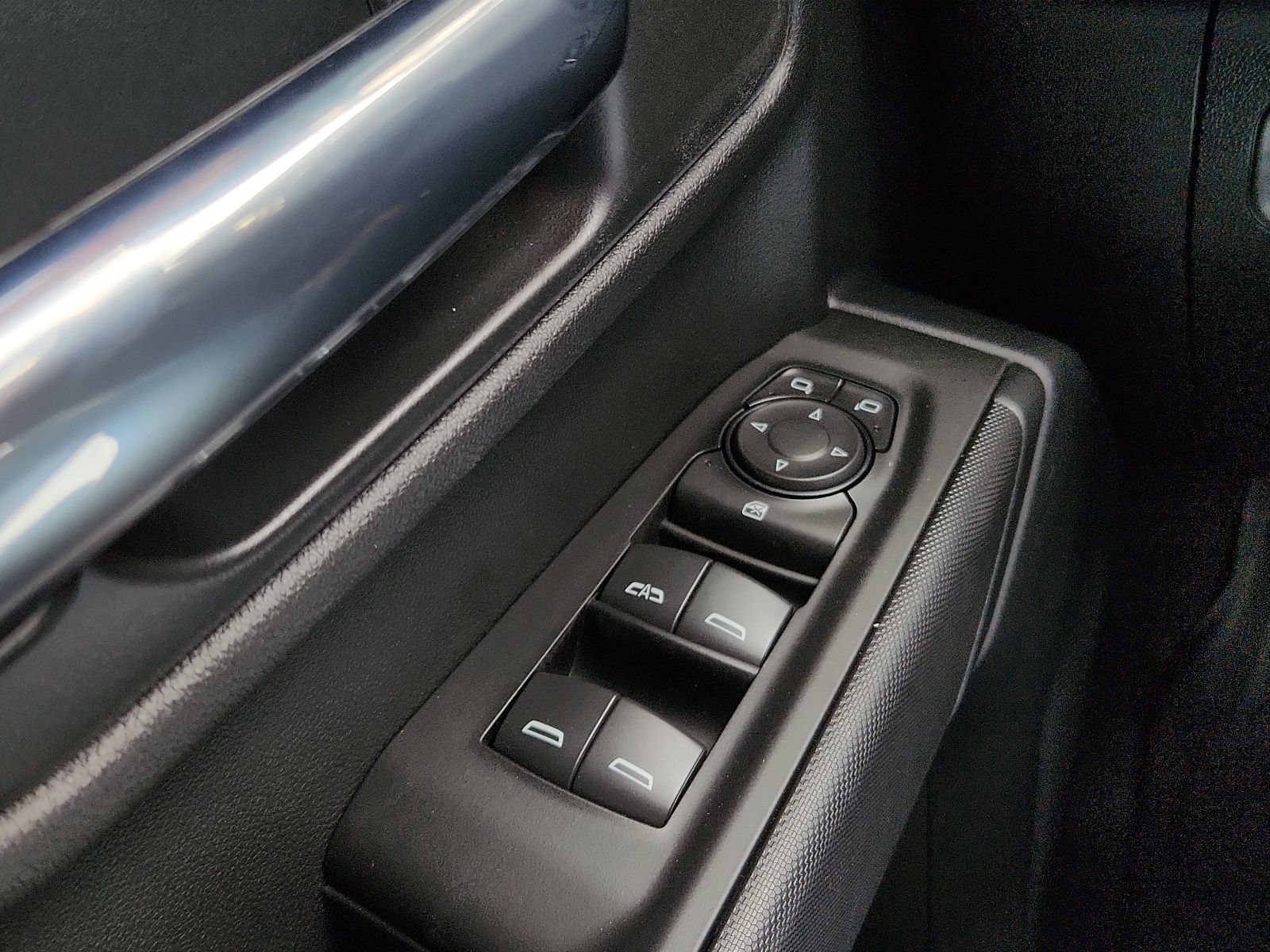 New 2026 Chevrolet Silverado 1500 Custom w/ LPO, Dark Essentials Package AWD/4WD image 16