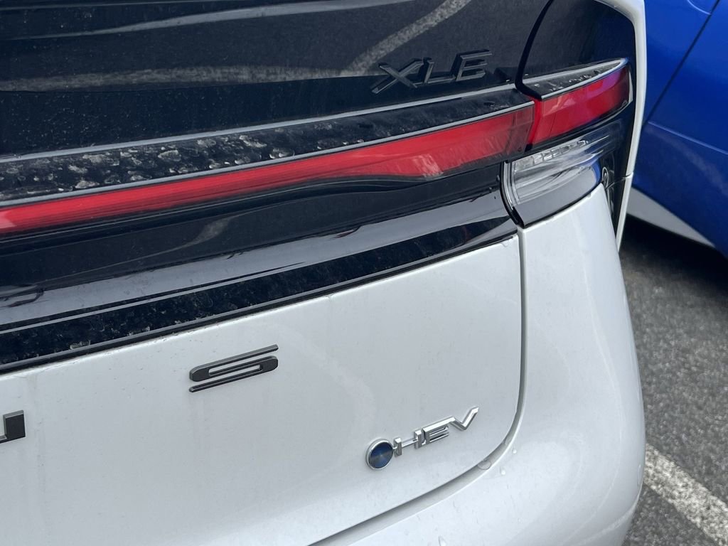 New 2026 Toyota Prius XLE image 21