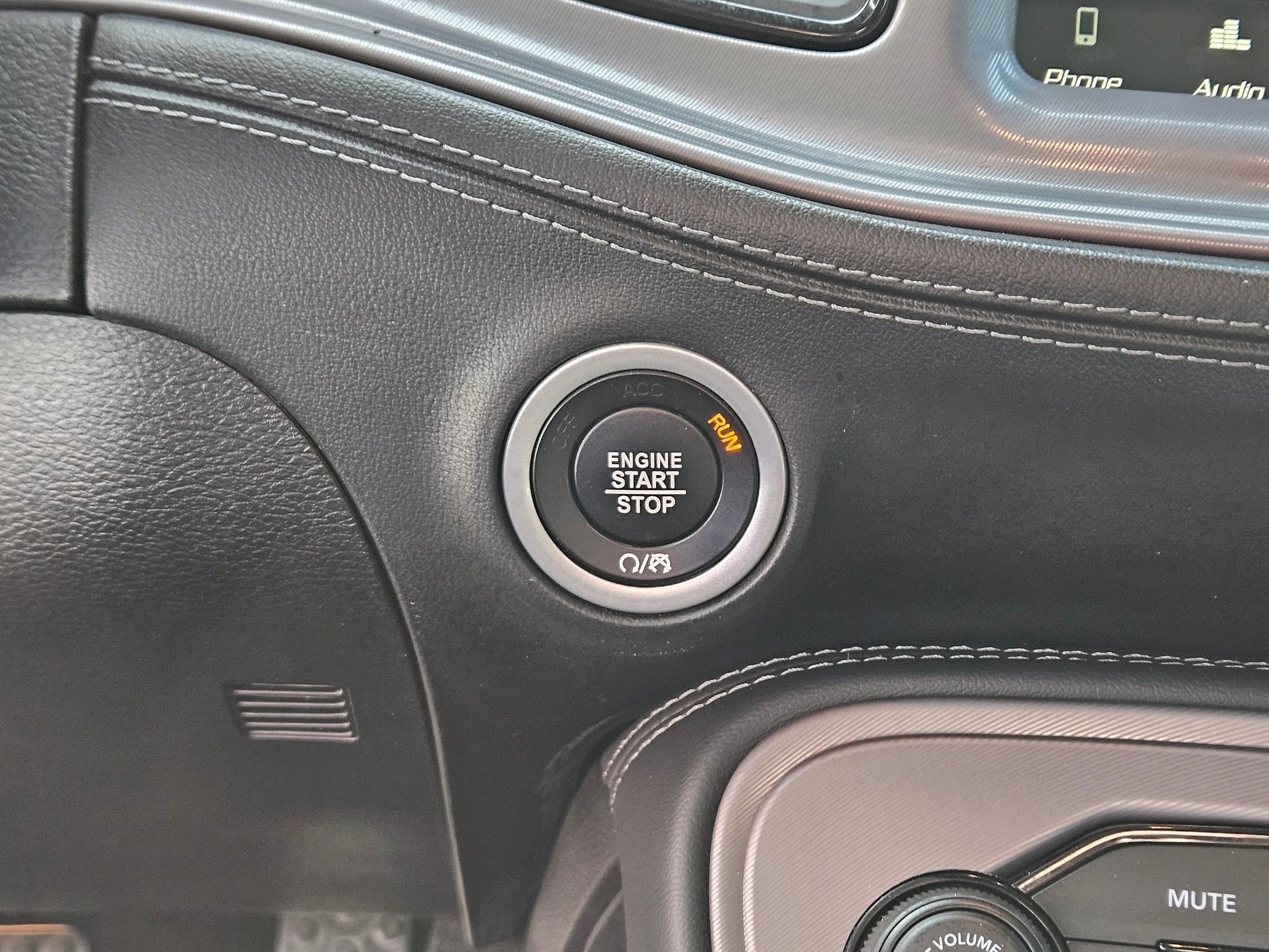 Used 2023 Dodge Challenger R/T w/ Plus Package image 15