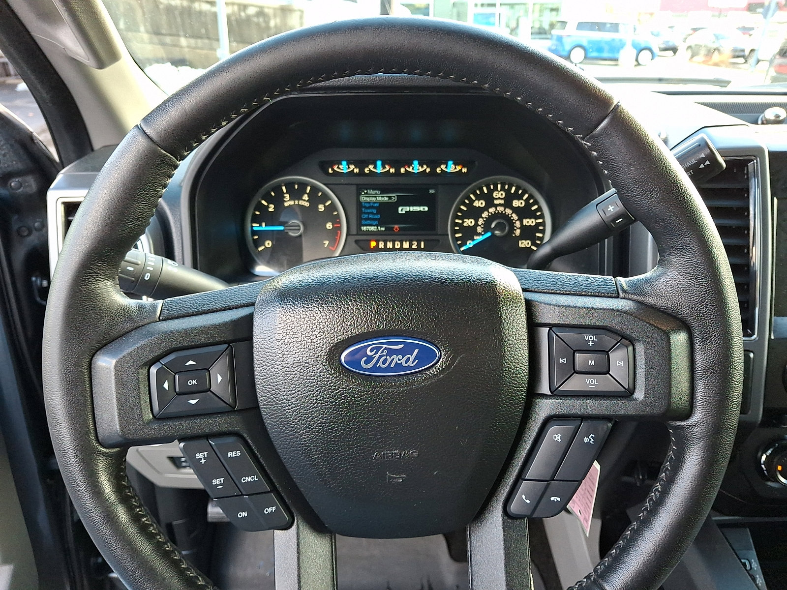 Used 2017 Ford F150 XLT w/ Equipment Group 302A Luxury image 21