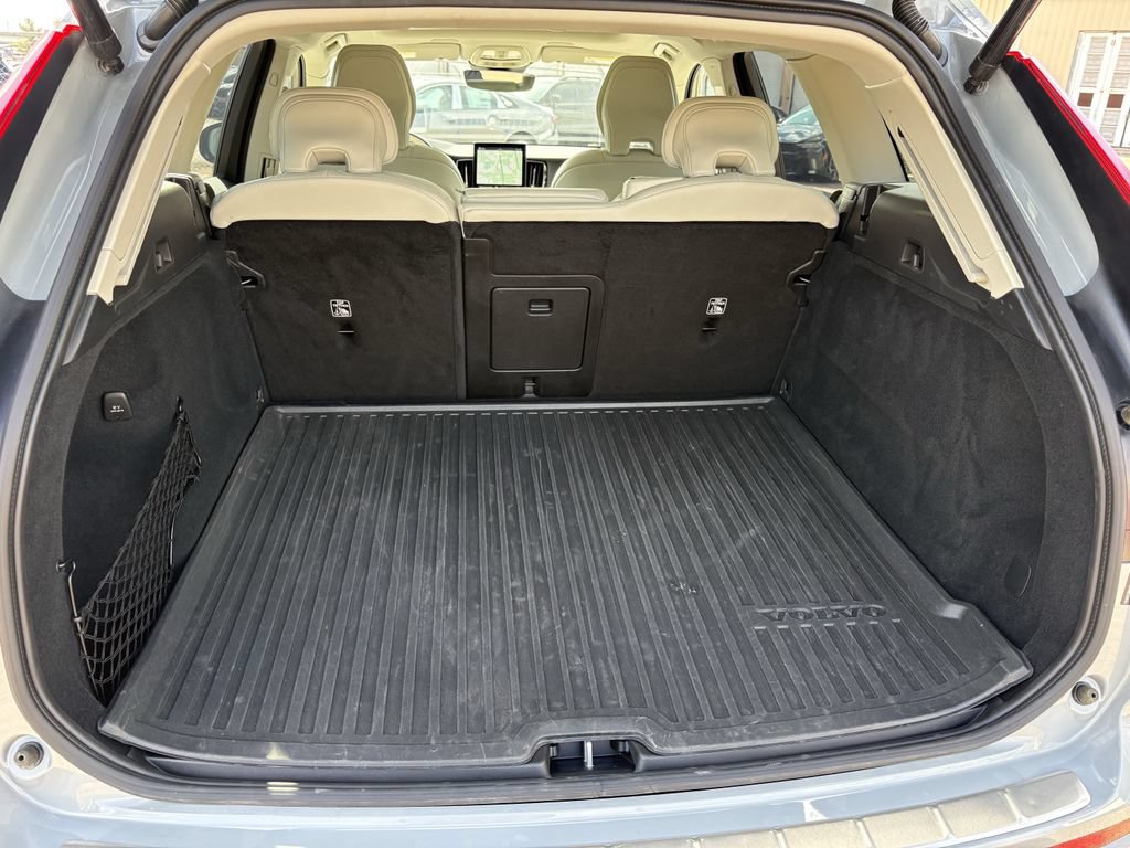 Used 2026 Volvo XC60 B5 Ultra AWD/4WD image 29