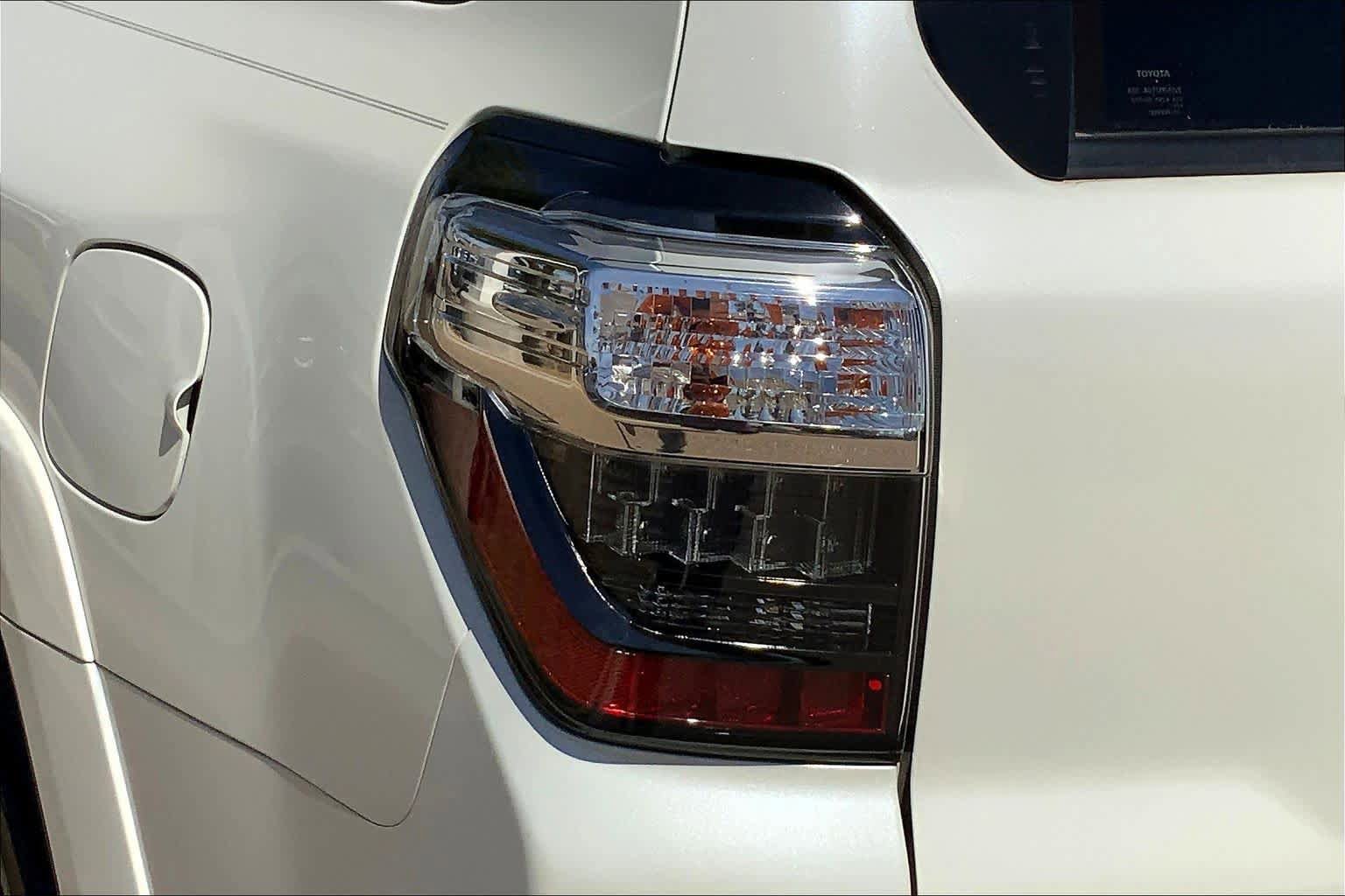 Used 2017 Toyota 4Runner Limited image 29