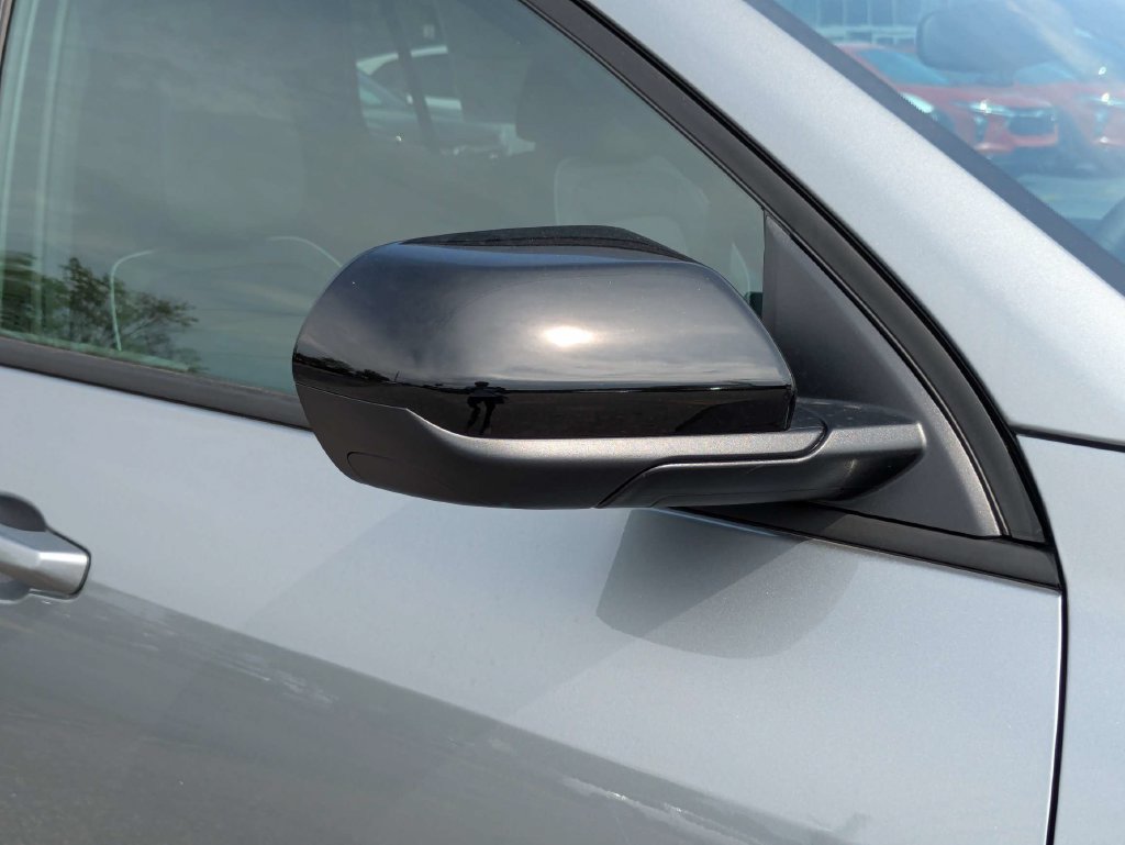 New 2026 Chevrolet Equinox LT w/ Convenience Package II FWD image 12