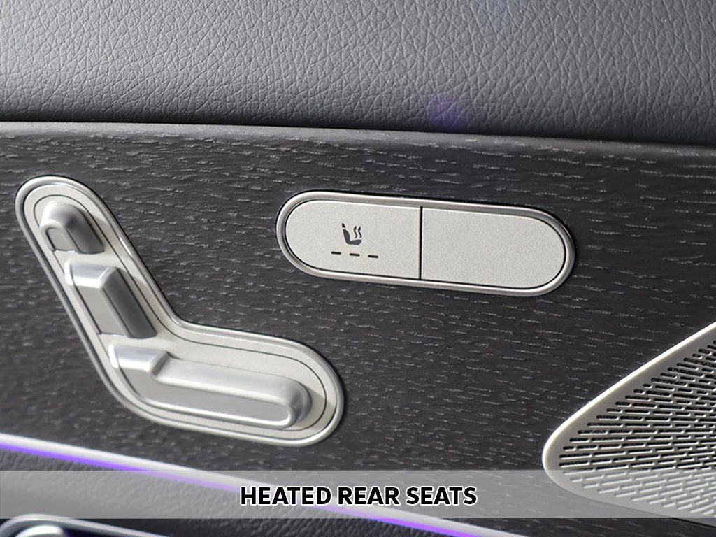 Used 2022 Mercedes-Benz GLS 450 4MATIC w/ AMG Line Exterior image 9