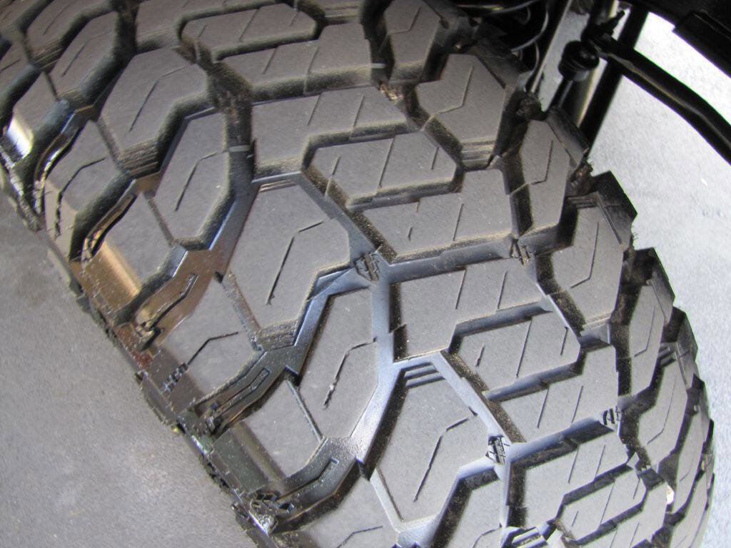 Used 2018 RAM 2500 SLT image 24