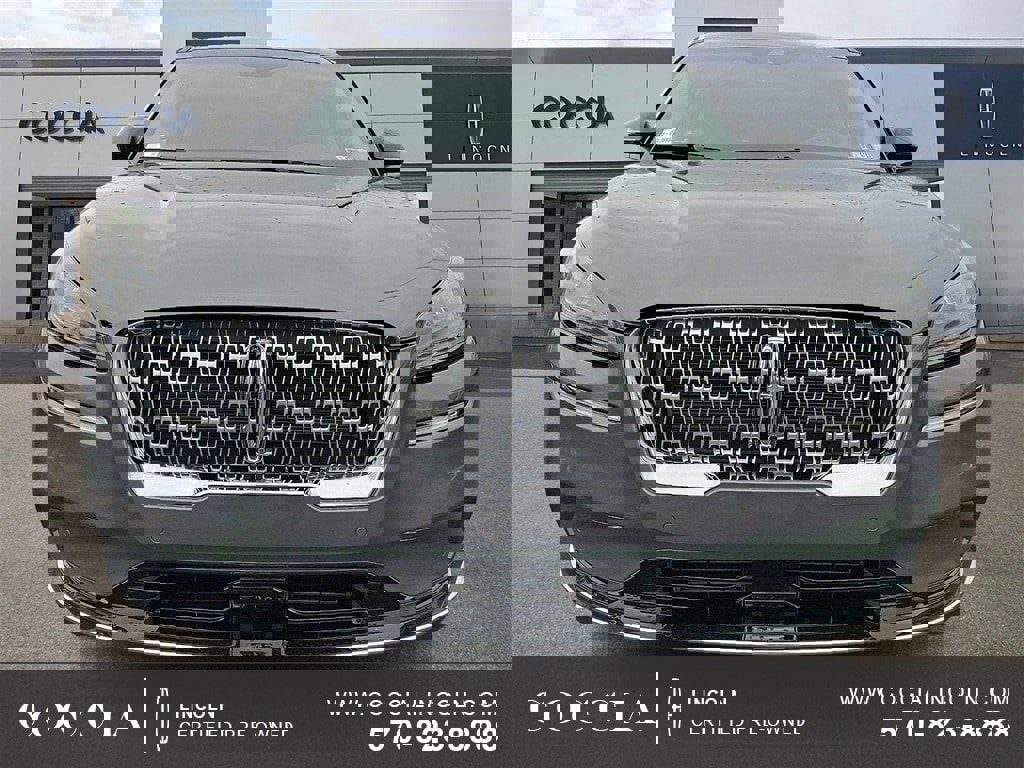 Certified 2022 Lincoln Corsair Reserve w/ Equipment Group 201A image 2