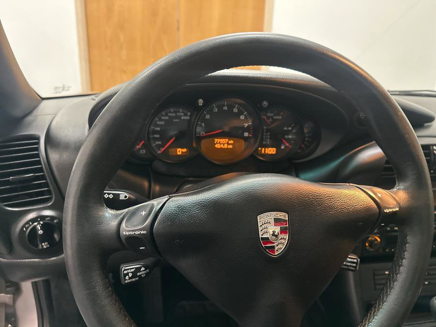 Used 2003 Porsche 911 Coupe image 9