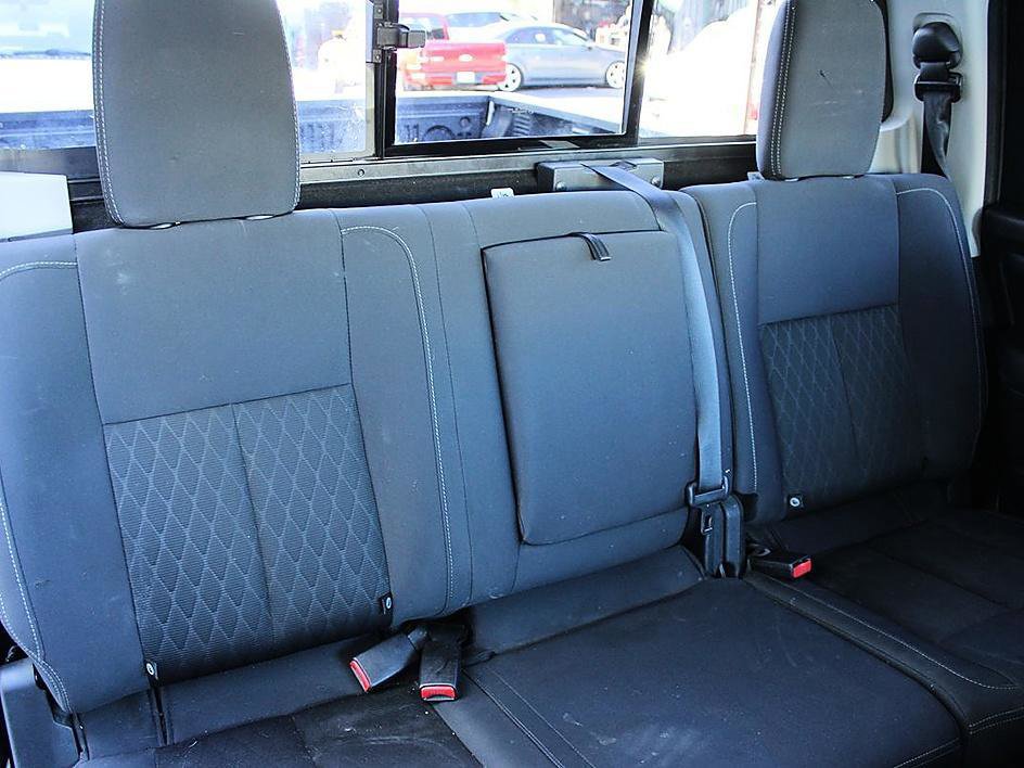 Used 2017 Nissan Titan SV image 20