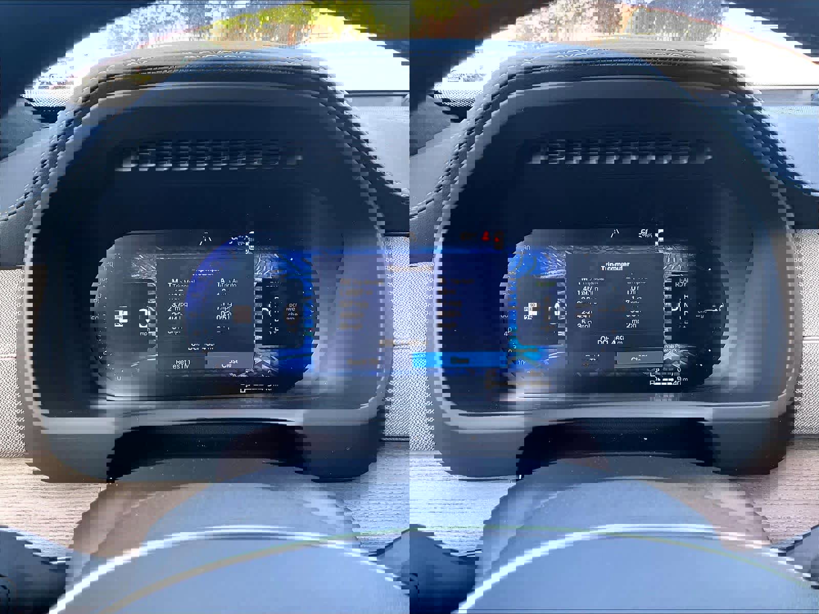 Used 2026 Volvo XC90 T8 Ultra w/ Lounge Package image 23