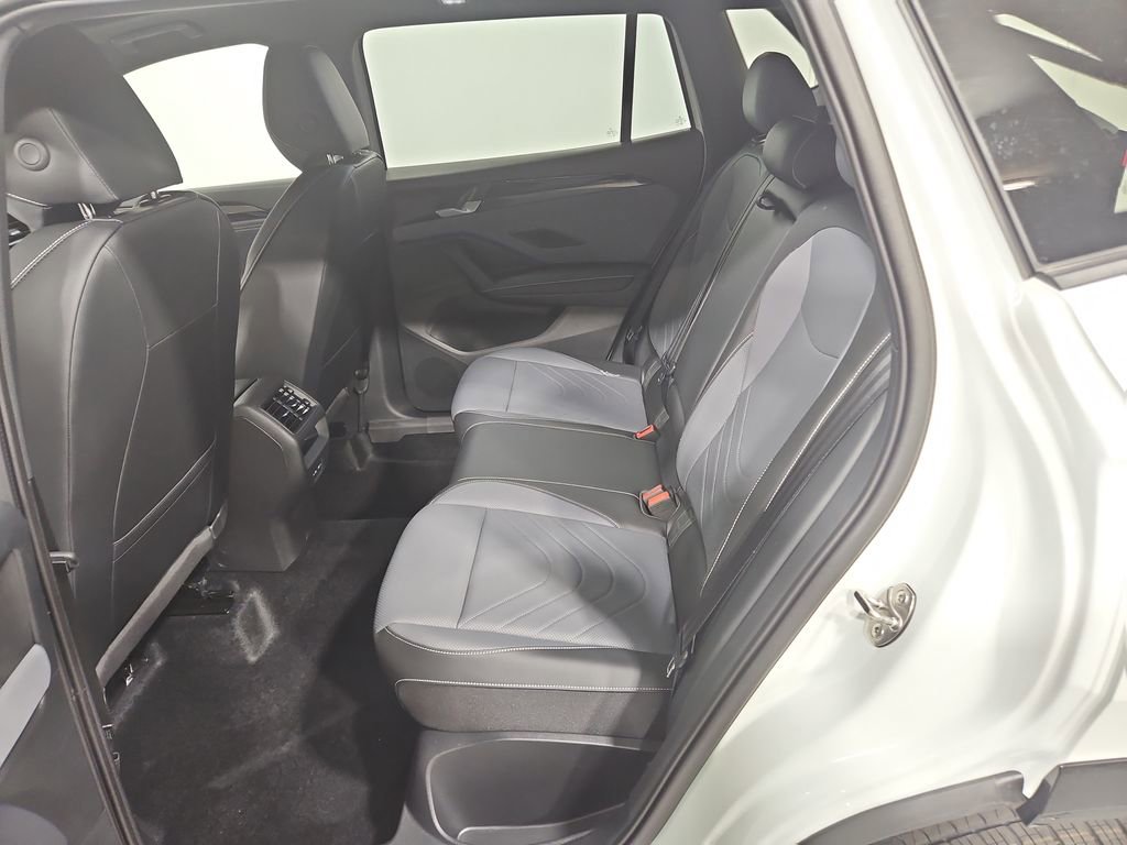 New 2026 Volkswagen Tiguan SE R-Line image 23