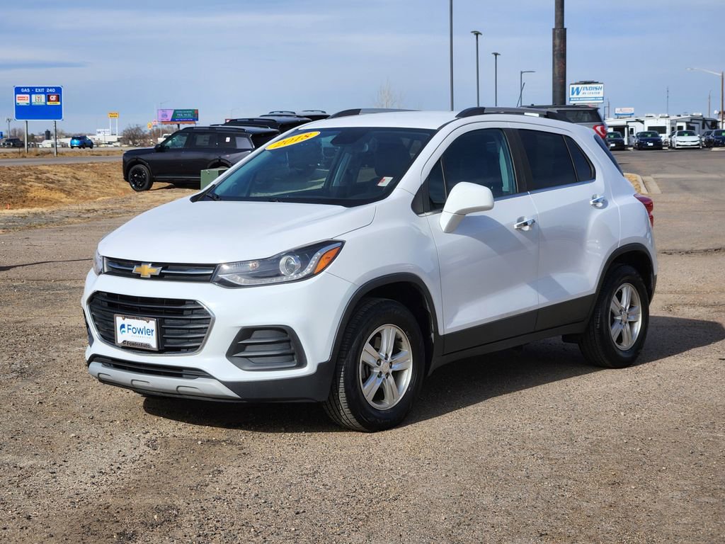 Used 2018 Chevrolet Trax LT w/ LT Convenience Package image 4