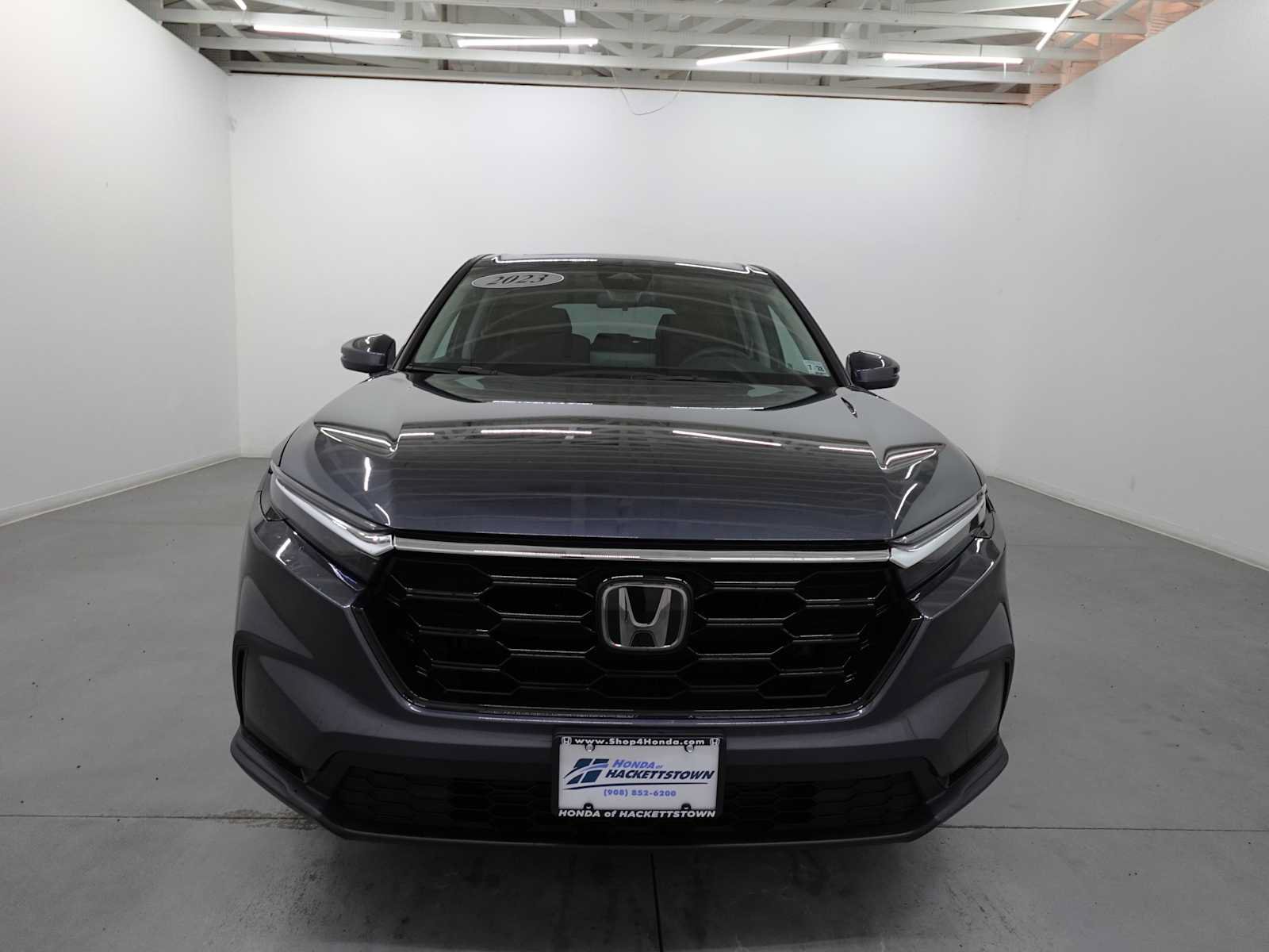 Used 2023 Honda CR-V EX image 2