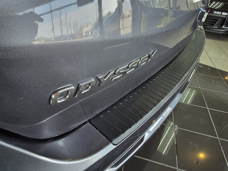 Used 2025 Honda Odyssey EX-L image 31