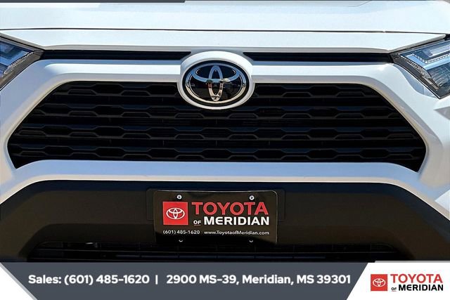 Used 2025 Toyota RAV4 LE image 21