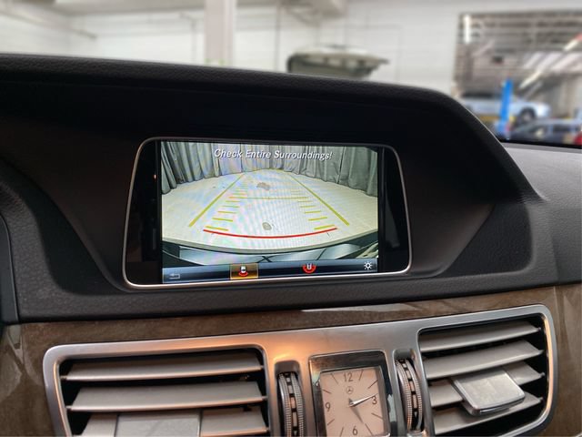 Used 2016 Mercedes-Benz E 350 4MATIC Sedan image 32