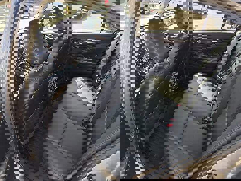 Used 2018 INFINITI Q50 Luxe w/ Essential Package (3.0T Luxe) image 11