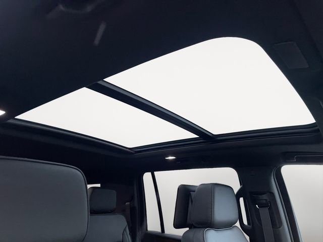New 2026 GMC Yukon XL Denali w/ Denali Reserve Package image 15