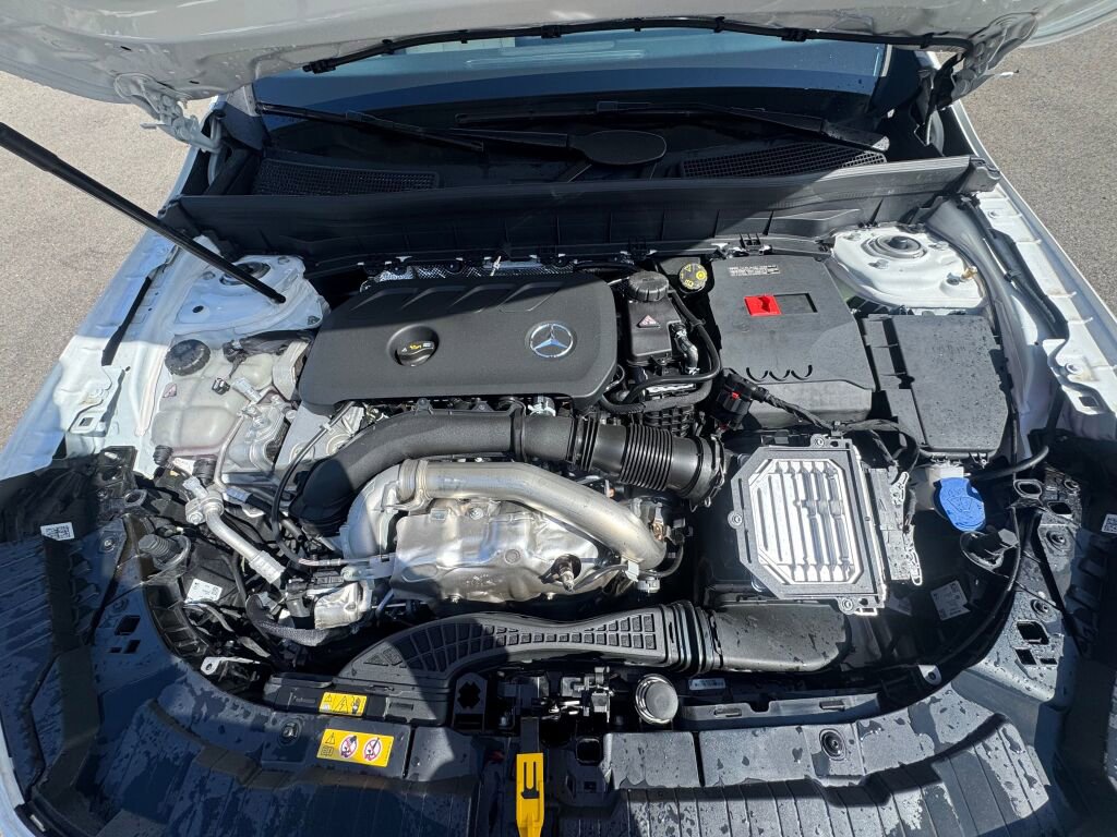 New 2026 Mercedes-Benz GLB 250 GLB 250 image 23