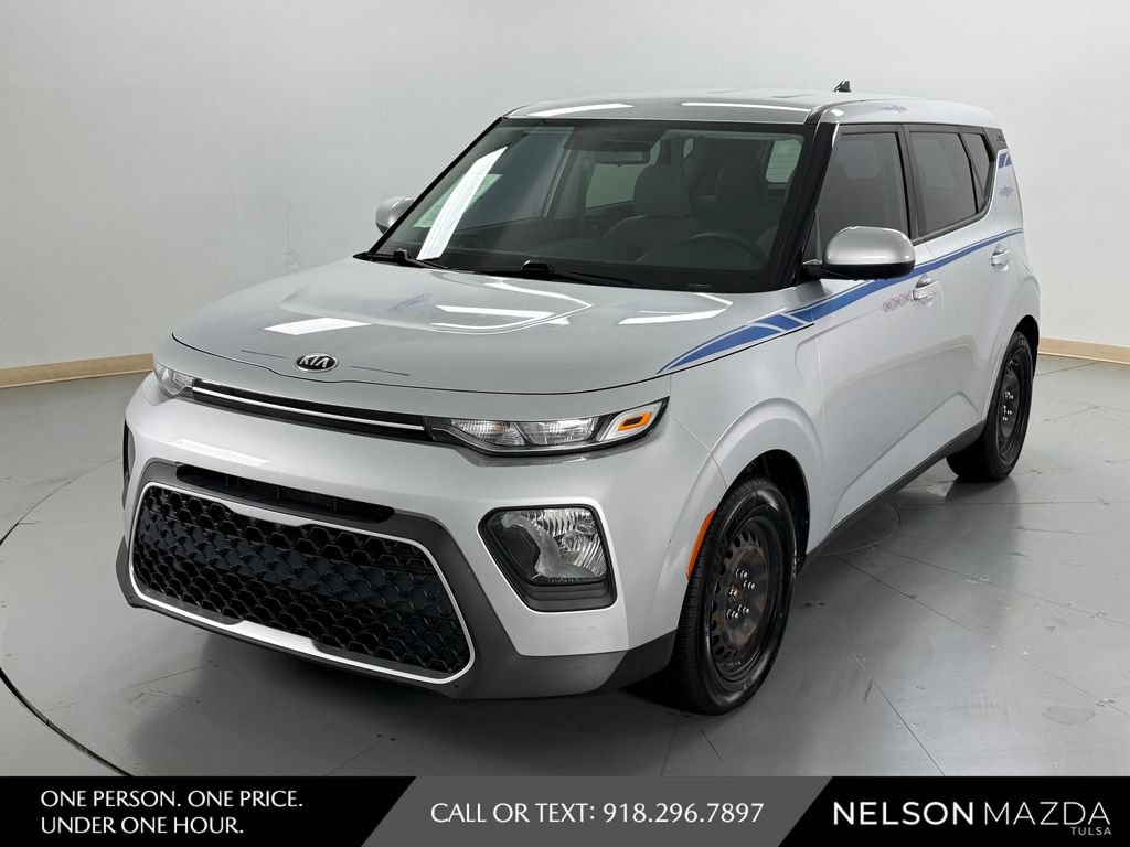 Used 2020 Kia Soul LX FWD image 1
