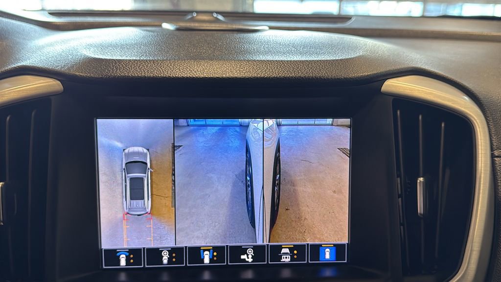 Used 2022 GMC Terrain SLT w/ Infotainment Package II image 43