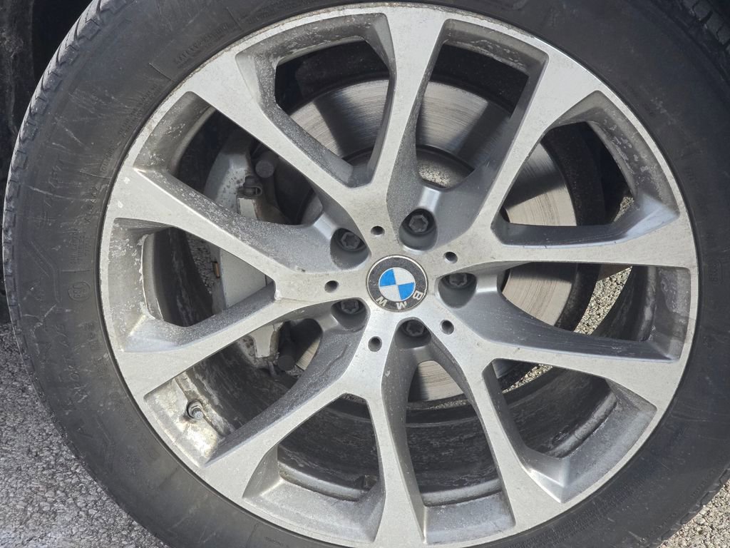 Used 2019 BMW X5 xDrive40i w/ Premium Package image 10
