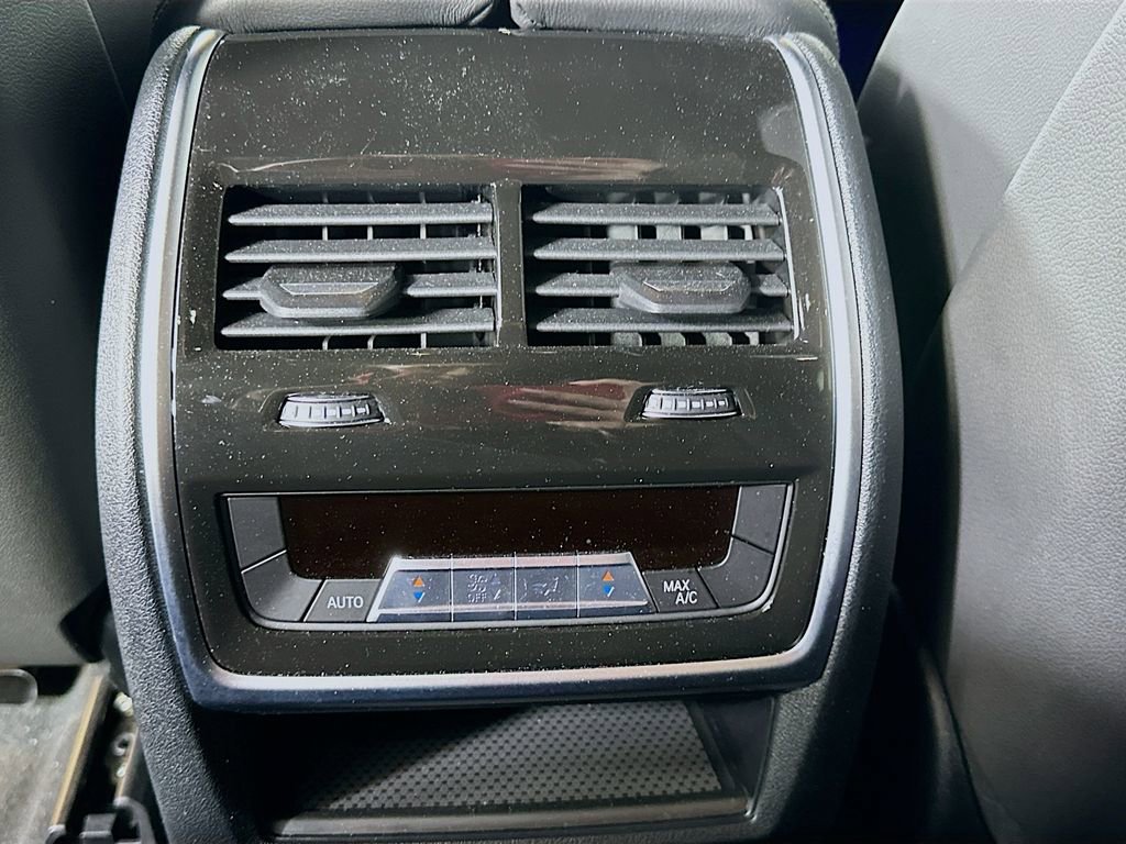 Used 2022 BMW X5 xDrive45e w/ M Sport Package image 32