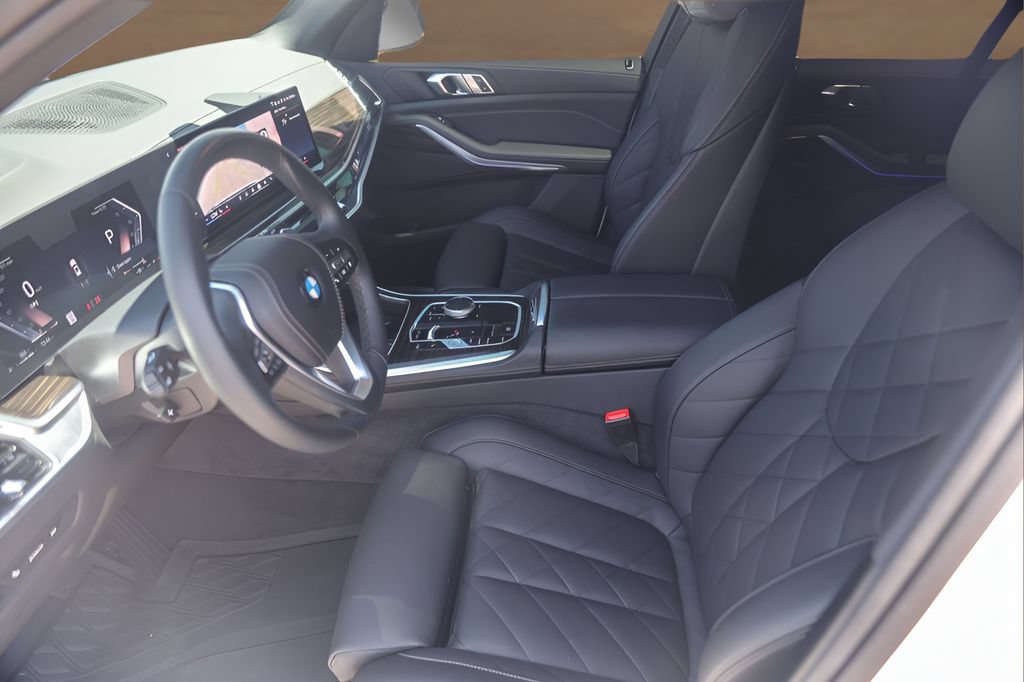 Used 2026 BMW X5 sDrive40i w/ Parking Assistance Package RWD image 9