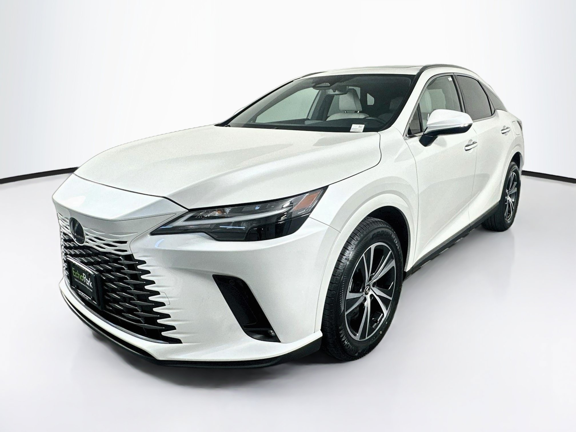 Used 2023 Lexus RX 350 Premium w/ Cold Area Package FWD image 3