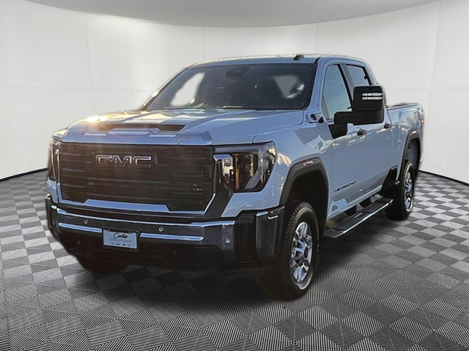 New 2026 GMC Sierra 2500 Pro w/ 1SA Pro Safety Plus Package AWD/4WD image 3