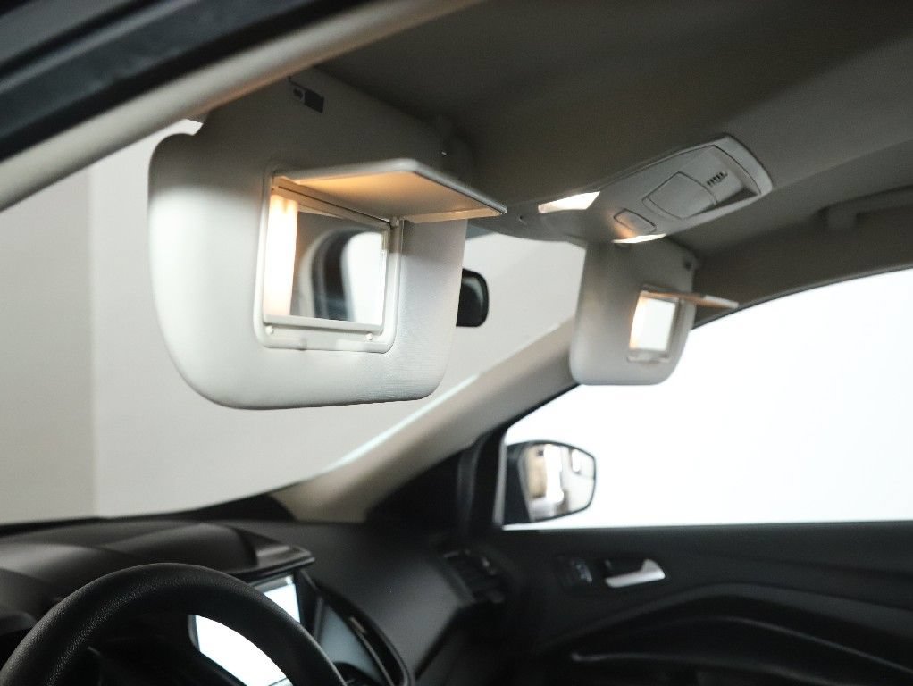 Used 2019 Ford Escape SE FWD image 19