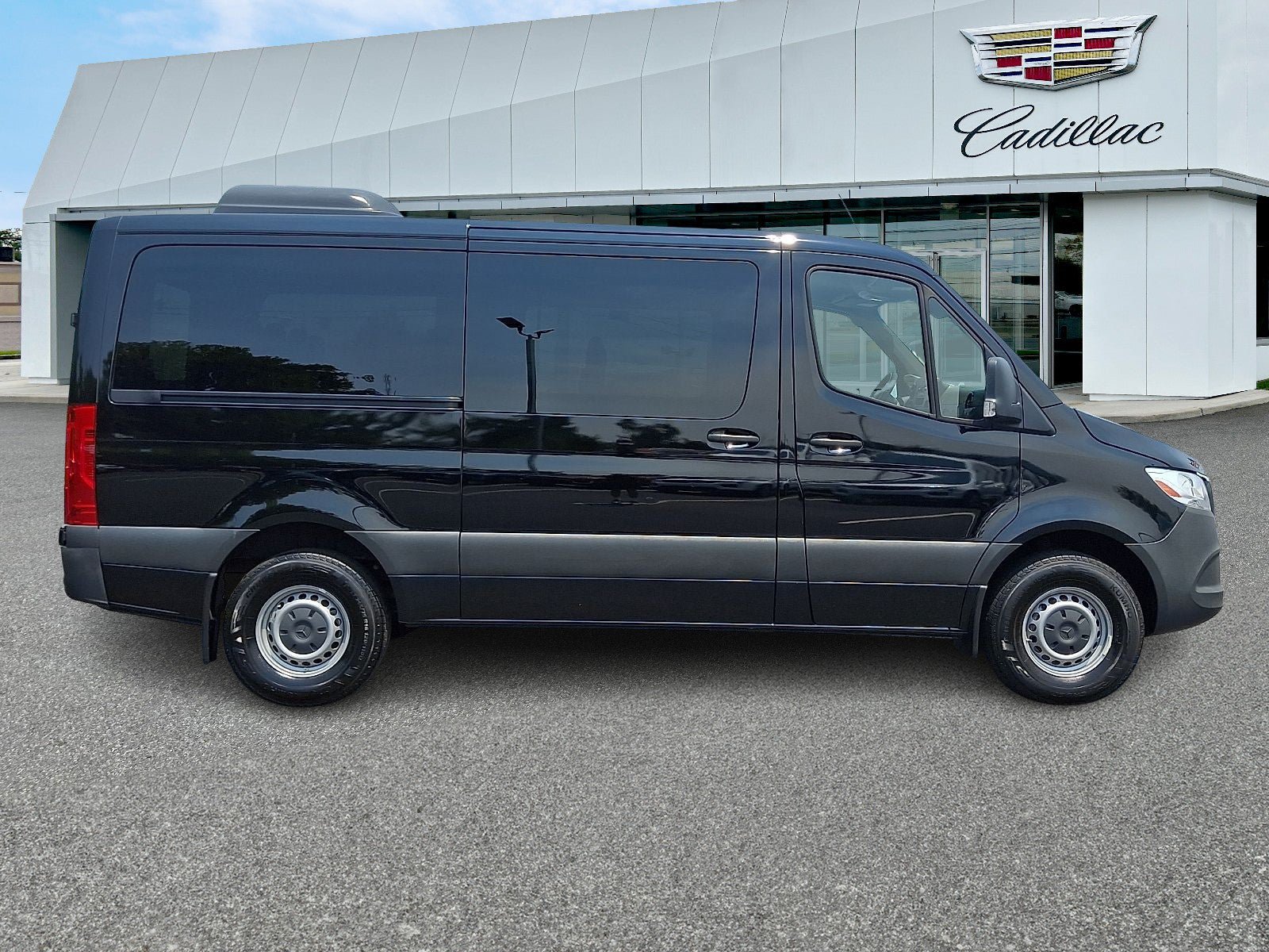 Used 2022 Mercedes-Benz Sprinter 2500 image 7