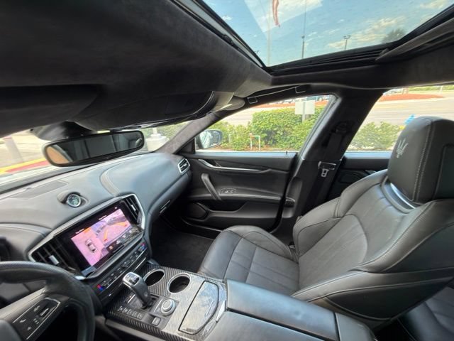 Used 2023 Maserati Ghibli Modena Q4 AWD/4WD image 14