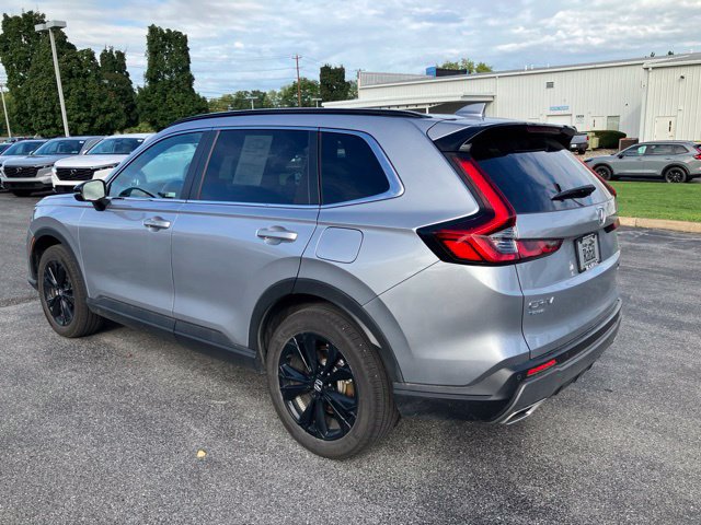 Used 2024 Honda CR-V Sport Touring image 5