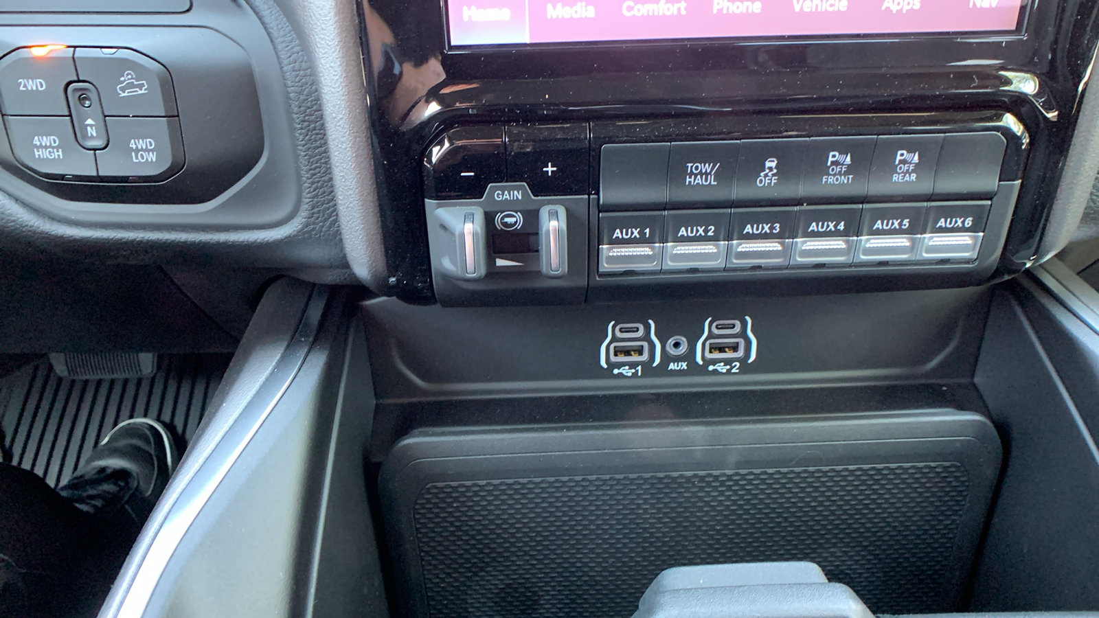 New 2026 RAM 2500 Big Horn AWD/4WD image 19