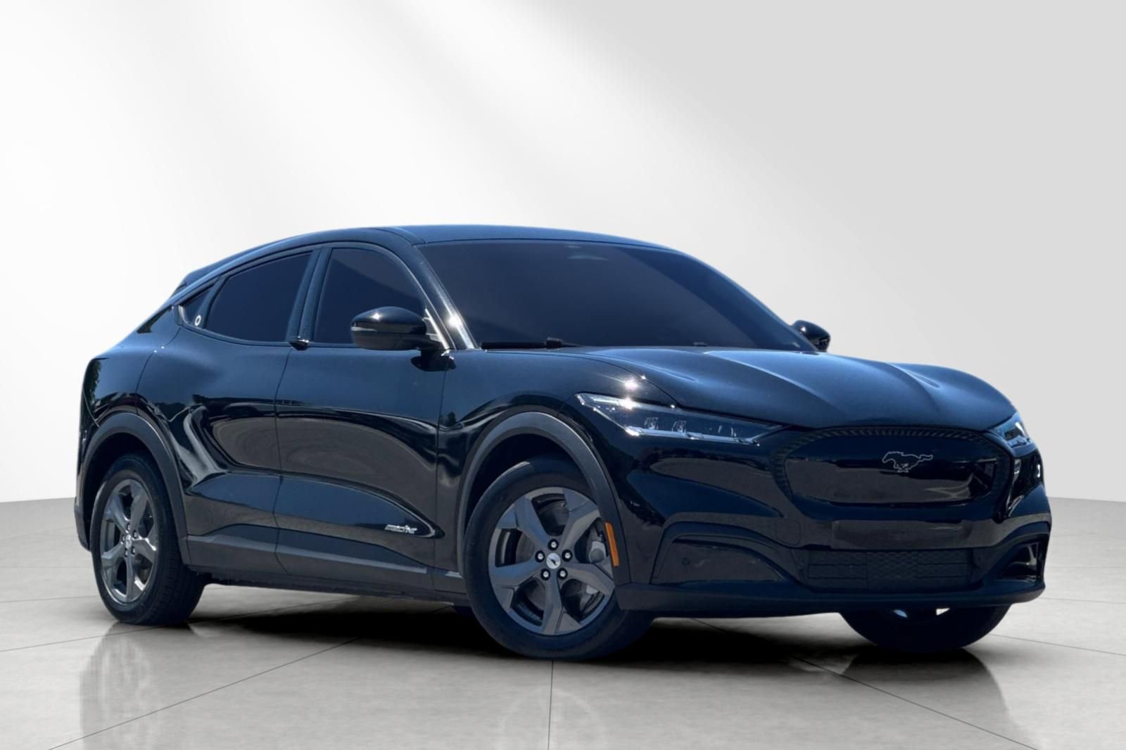 Used 2022 Ford Mustang Mach-E Select RWD image 2