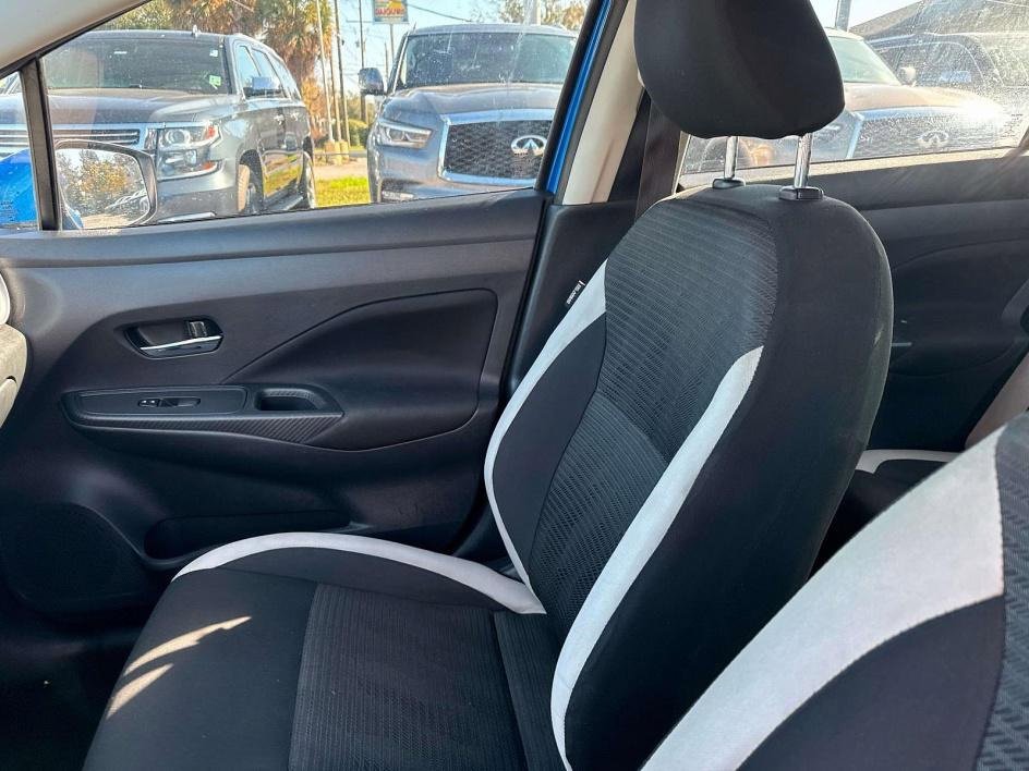 Used 2021 Nissan Versa SV image 17