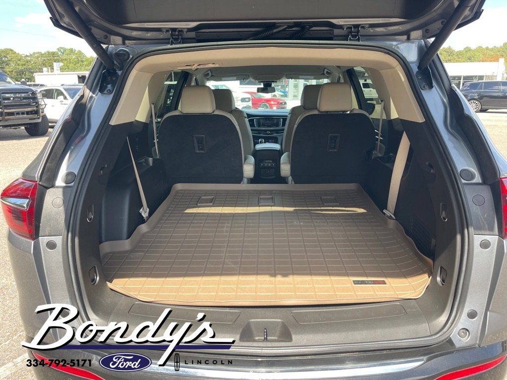 Used 2021 Buick Enclave Essence image 18