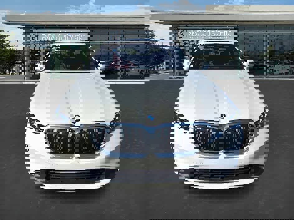 Certified 2024 BMW 530i xDrive w/ Premium Package image 3