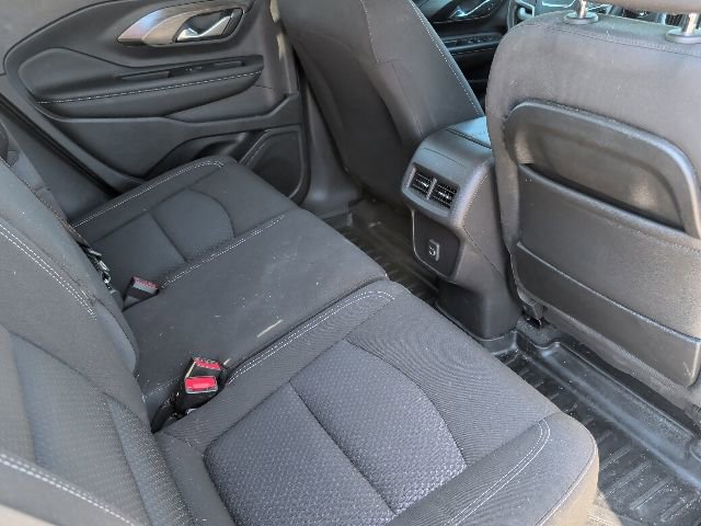 Used 2022 GMC Terrain SLE w/ Driver Convenience Package FWD image 10