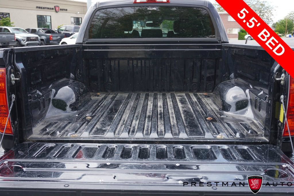 Used 2019 Toyota Tundra SR5 w/ TRD Sport Package AWD/4WD image 5