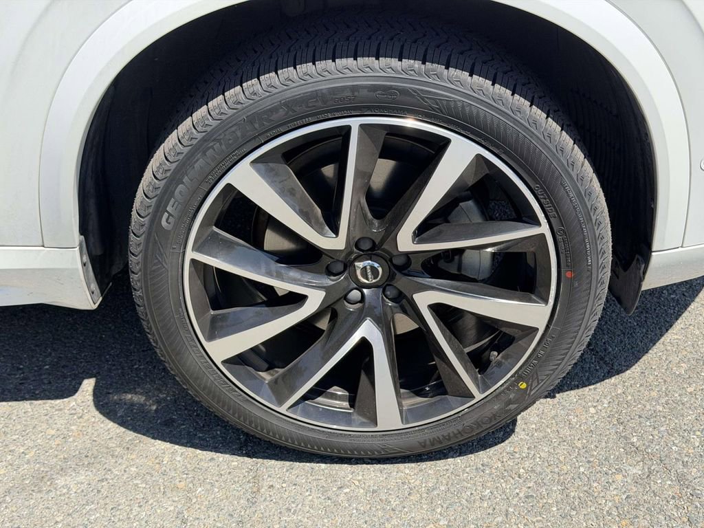 Used 2023 Volvo XC90 B5 Plus AWD/4WD image 25