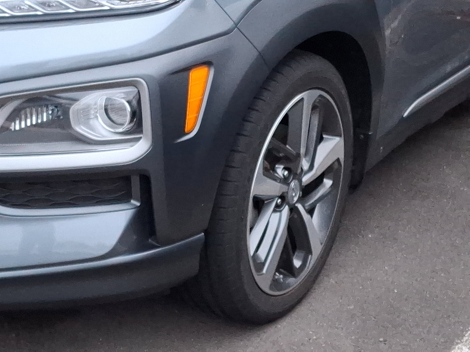 Used 2021 Hyundai Kona Limited w/ Cargo Package image 7