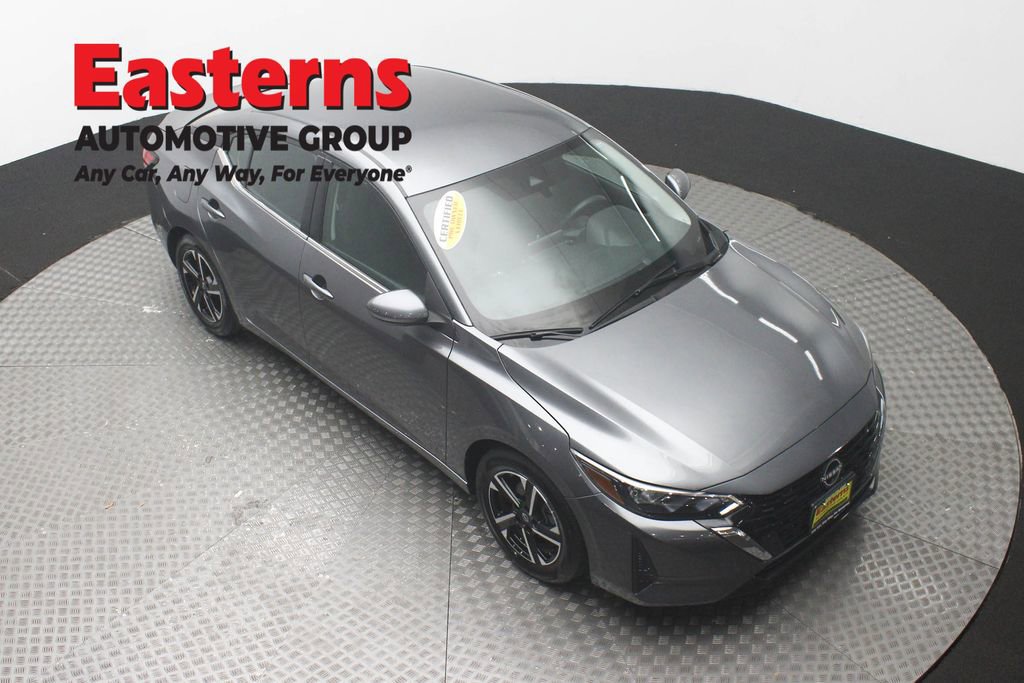 Used 2024 Nissan Sentra SV FWD image 3