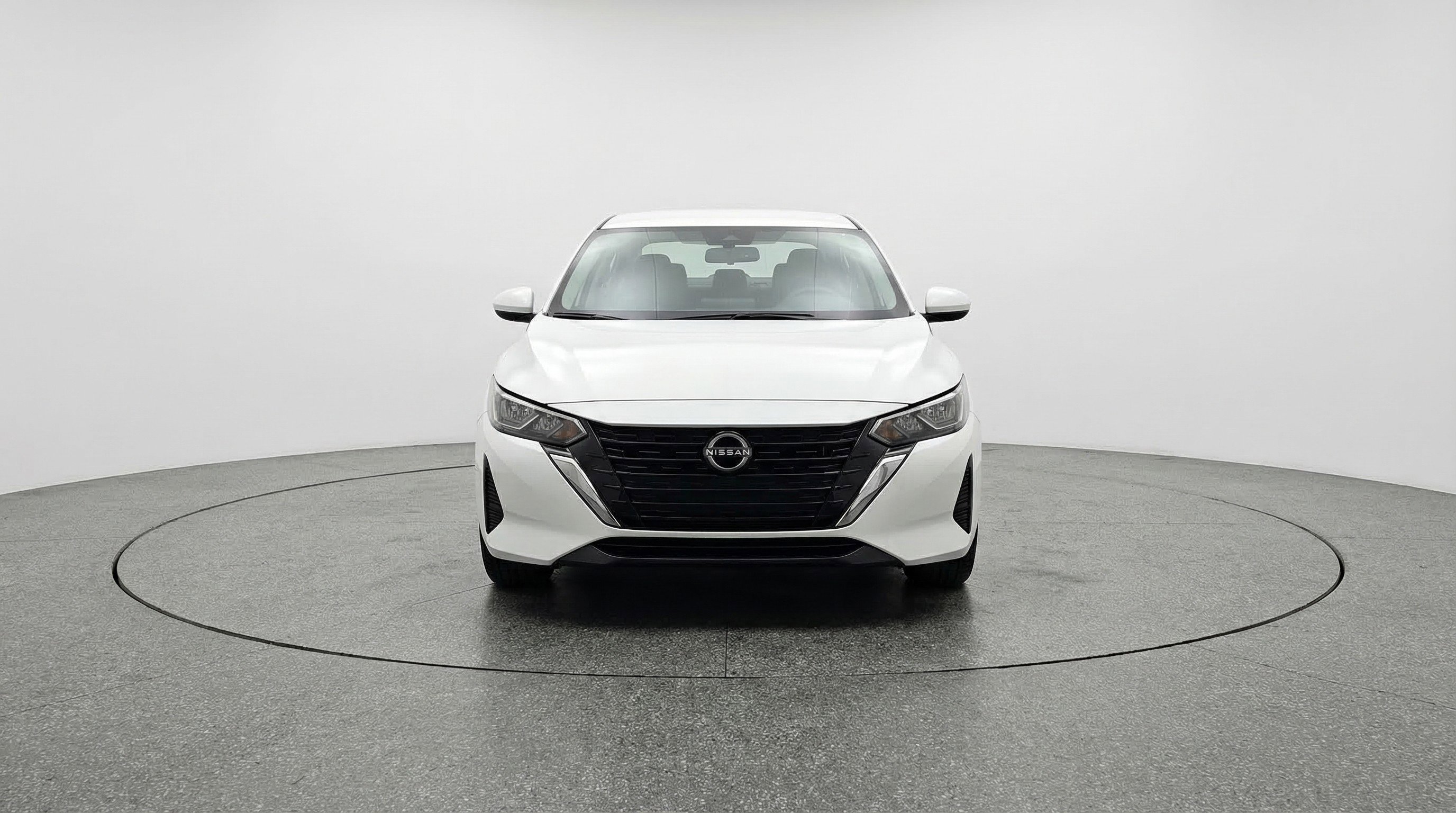 Used 2025 Nissan Sentra SV image 2