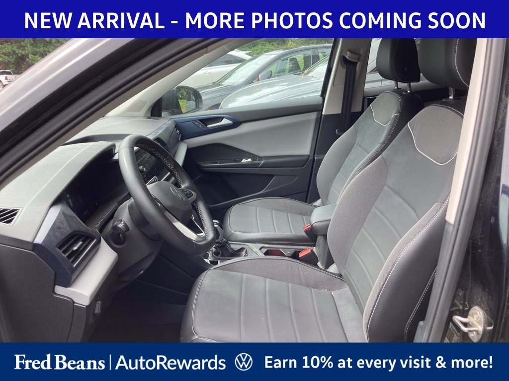 Used 2023 Volkswagen Taos SE w/ Black Wheel Package AWD/4WD image 8