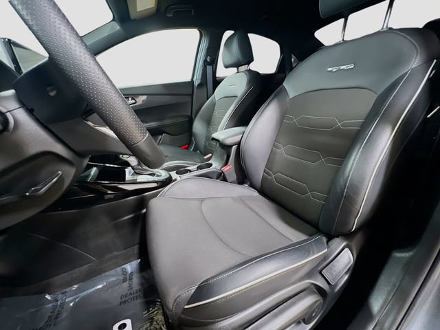 Certified 2023 Kia Forte GT-Line FWD image 13
