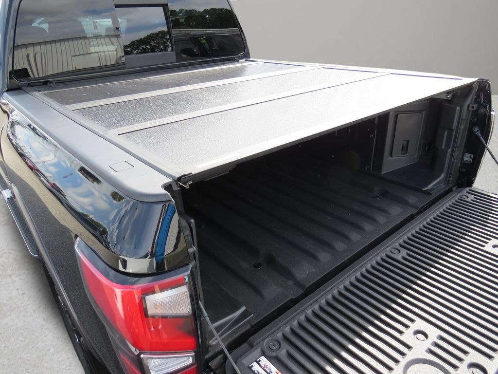 Used 2024 Nissan Titan Platinum Reserve w/ Moonroof Package AWD/4WD image 18